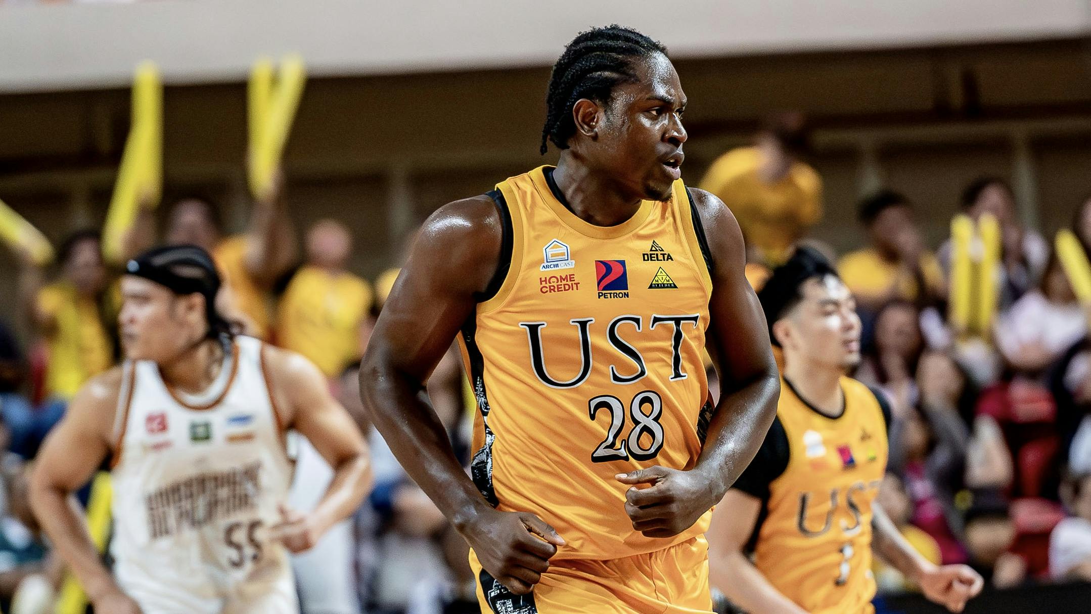 Collins Akowe, UST Growling Tigers eye 2-0 start vs La Salle in UAAP Season 88